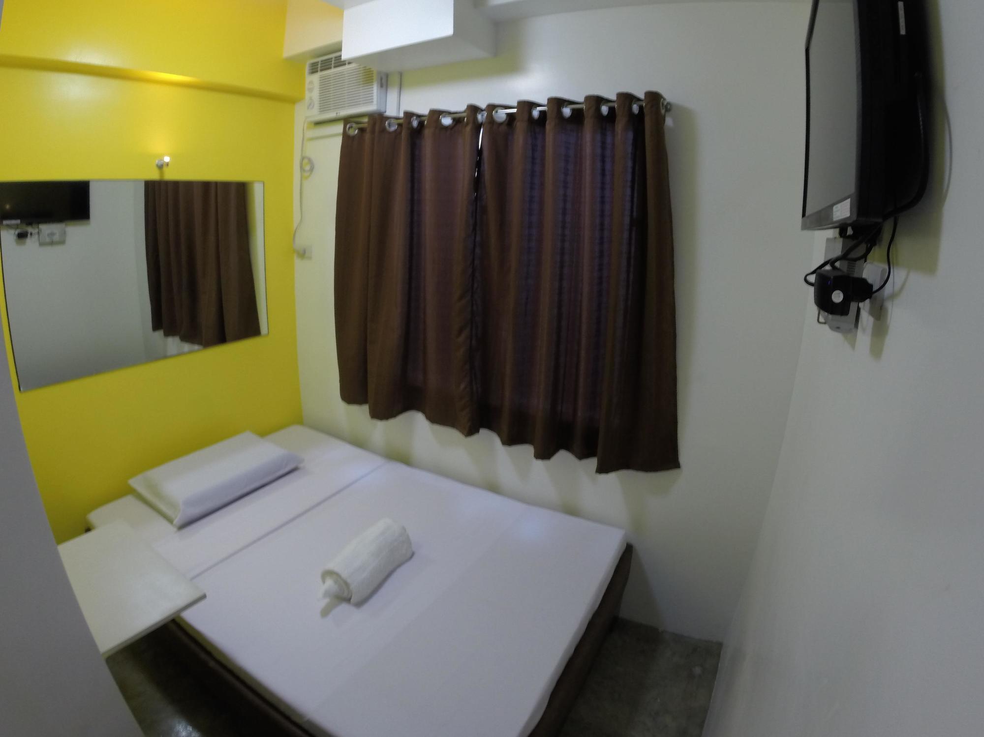 G-Galyx Inn Hotel Cagayan de Oro Buitenkant foto