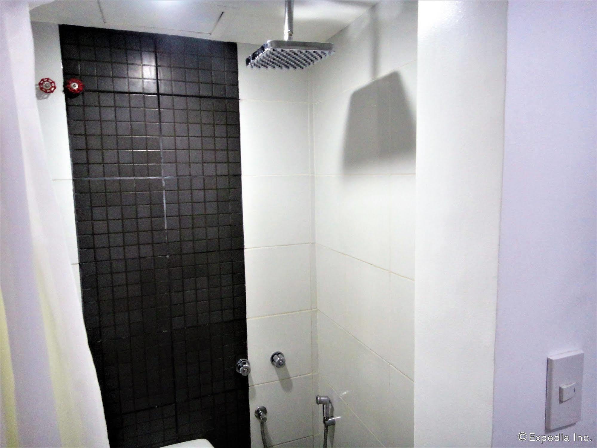 G-Galyx Inn Hotel Cagayan de Oro Buitenkant foto
