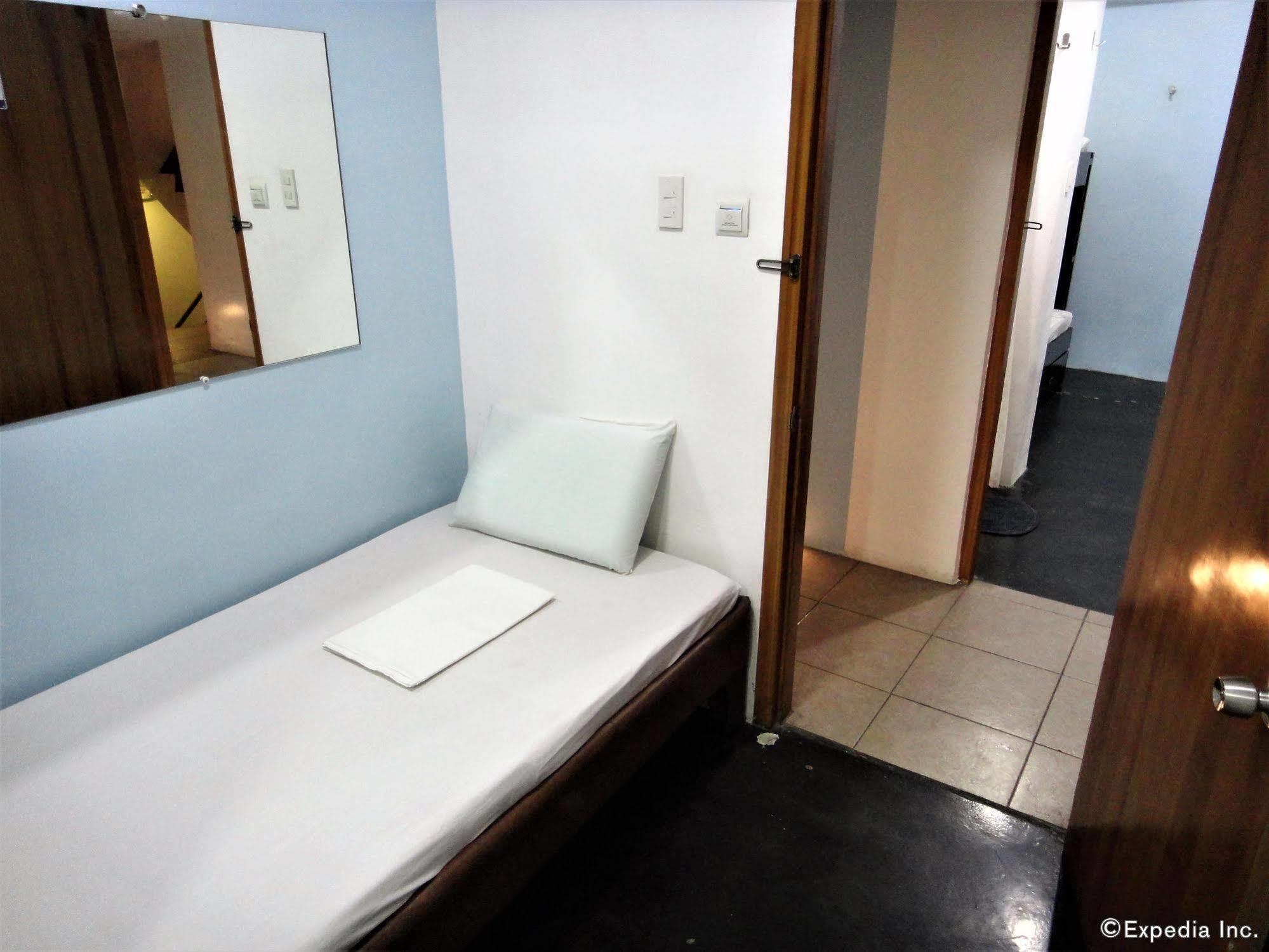 G-Galyx Inn Hotel Cagayan de Oro Buitenkant foto