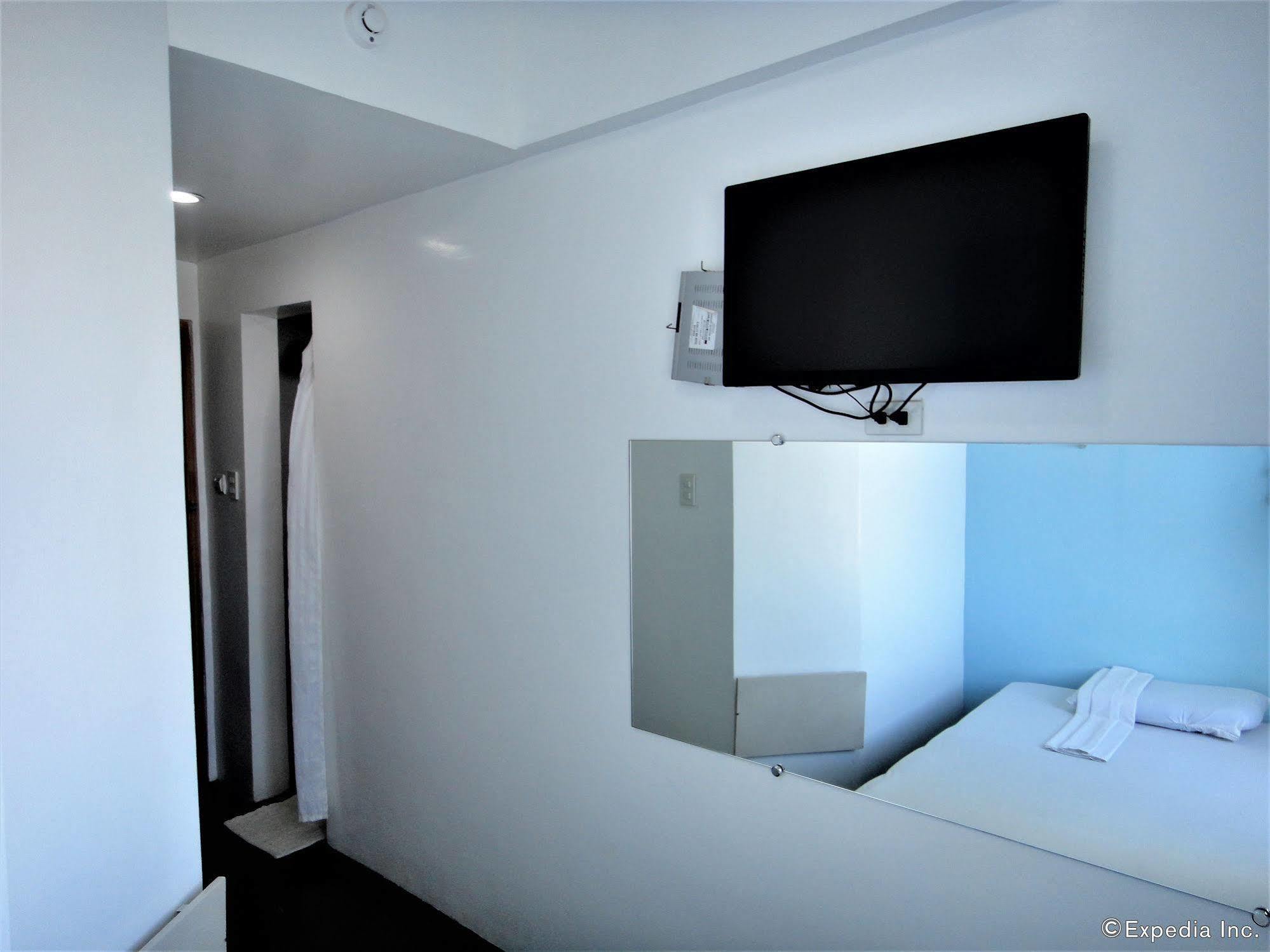 G-Galyx Inn Hotel Cagayan de Oro Buitenkant foto